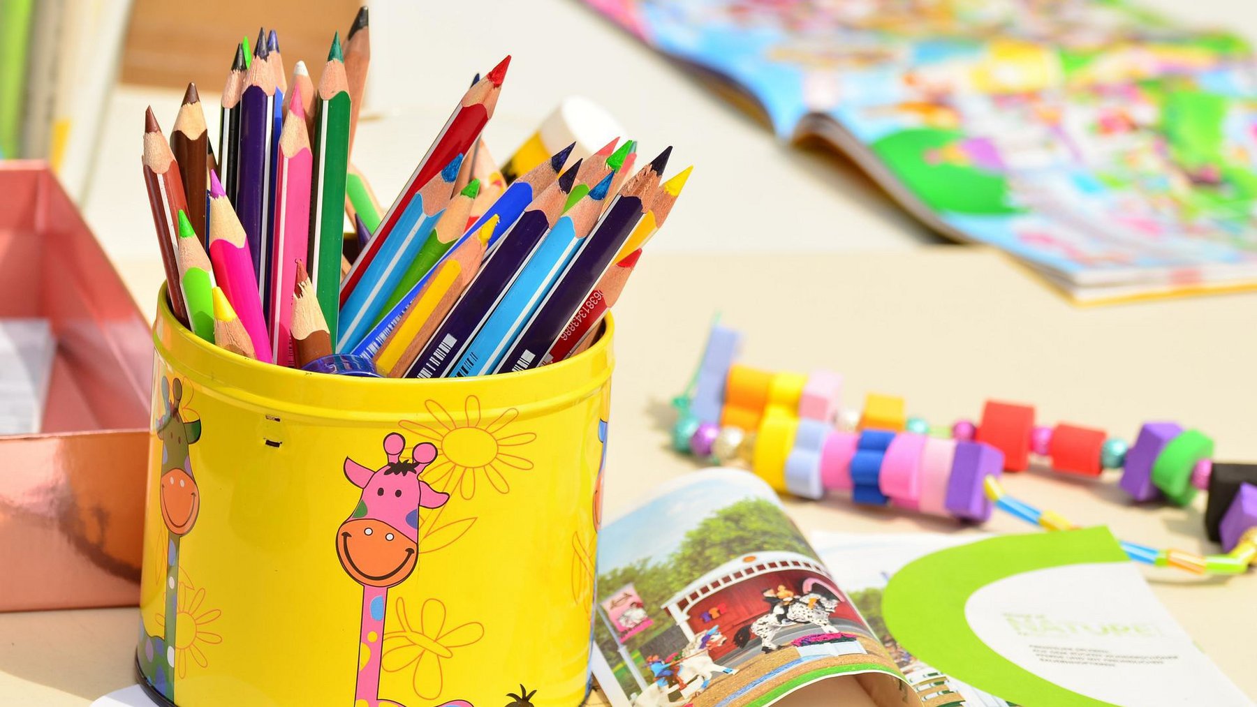 Bastelmaterial für Kinder